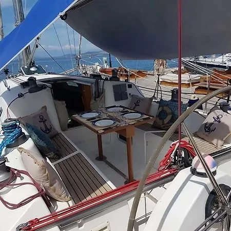 Cleopatra Sailing